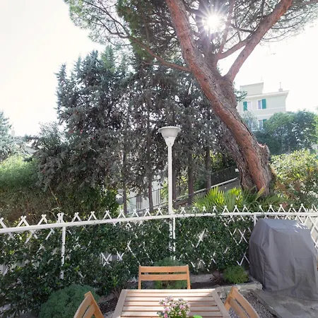 La Casetta - Gaslini E Boccadasse - Private Parking & Garden Genoa